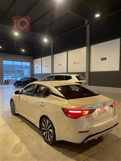 نيسان سنترا